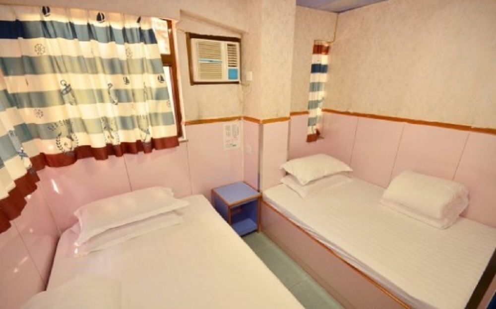 Wing Wah Hostel Цзюлун Экстерьер фото