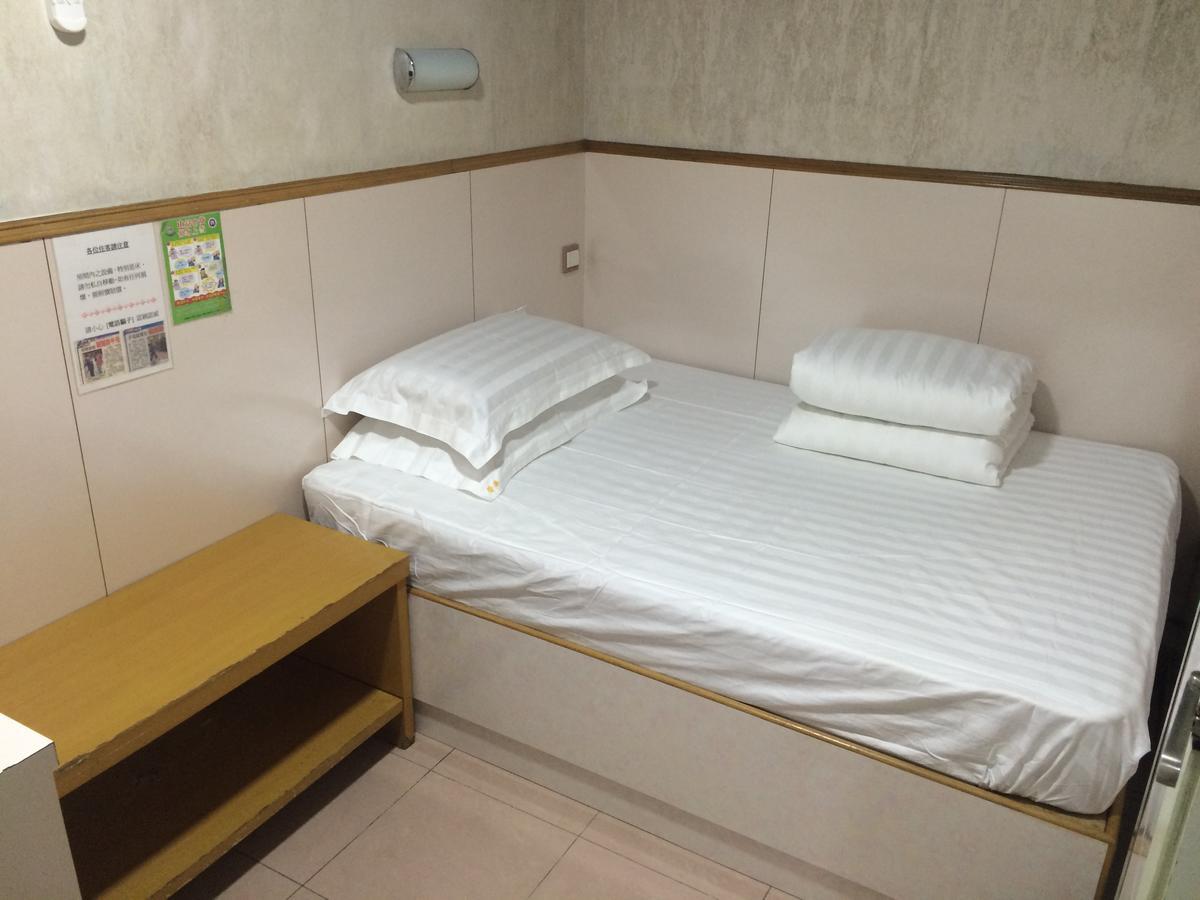 Wing Wah Hostel Цзюлун Экстерьер фото