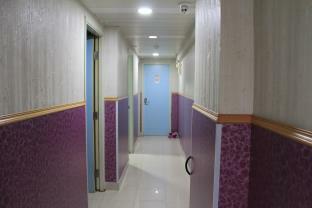 Wing Wah Hostel Цзюлун Экстерьер фото